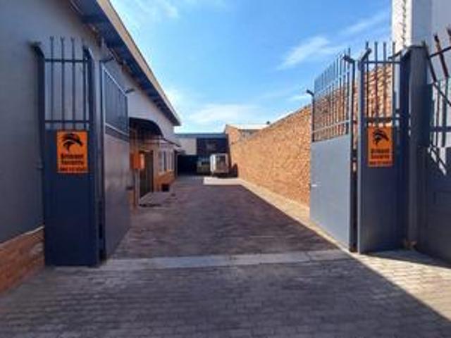 Commercial for rent in Waterkloof, Gauteng