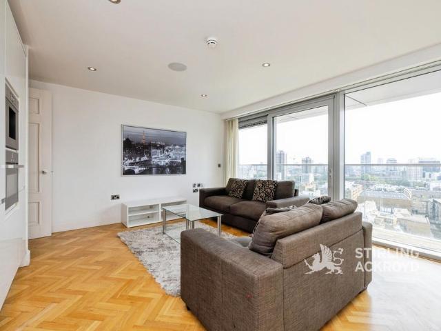 Apartment for rent in St. George in the East, Greater London