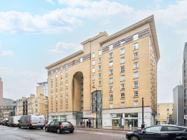 Apartment for rent in St. George in the East, Greater London