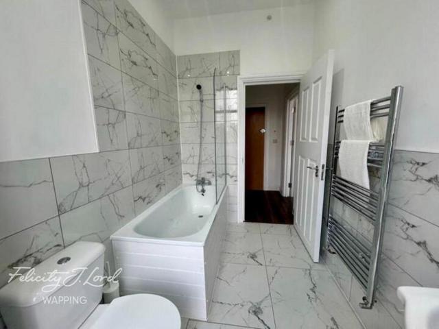 House for rent in Ratcliffe, Shadwell