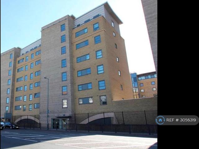 Apartment for rent in Ratcliffe, Greater London
