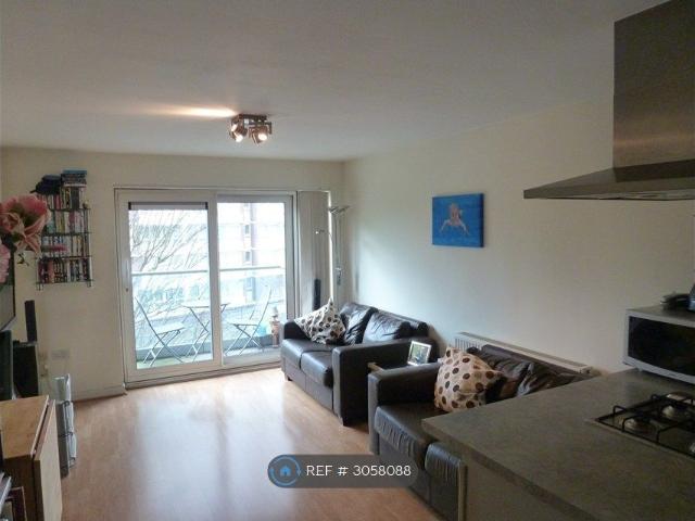 Apartment for rent in Ratcliffe, Greater London