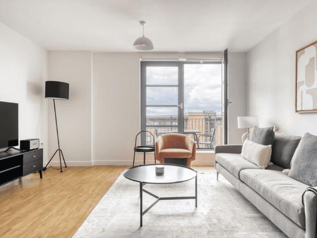 Apartment for rent in Ratcliffe, Greater London