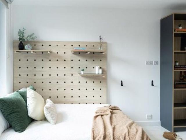 Studio for rent in Limehouse, Greater London