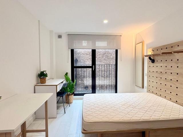 Studio for rent in Limehouse, Greater London