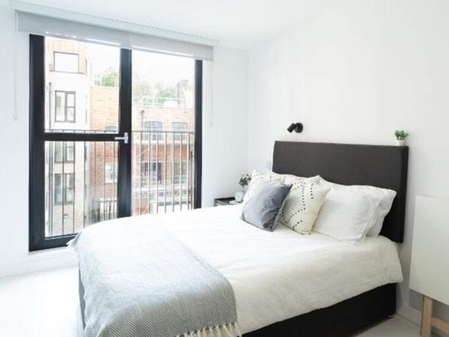 Studio for rent in London Borough of Tower Hamlets, Greater London