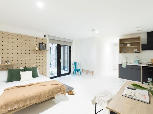 Studio for rent in Limehouse, Greater London