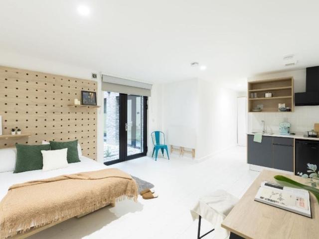 Studio for rent in Limehouse, Greater London