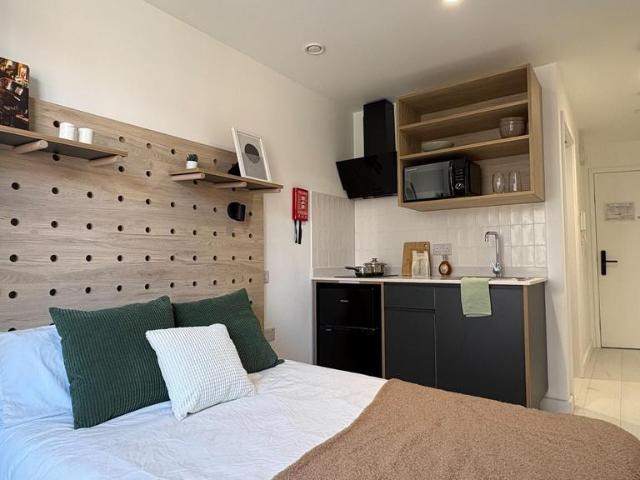 House for rent in Limehouse, Greater London