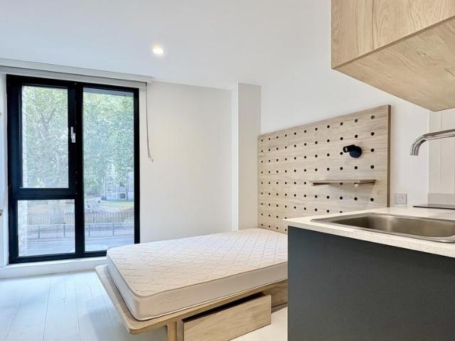 Apartment for rent in London Borough of Tower Hamlets, Greater London