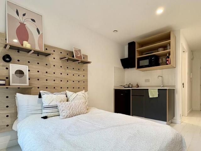 Apartment for rent in Limehouse, Greater London
