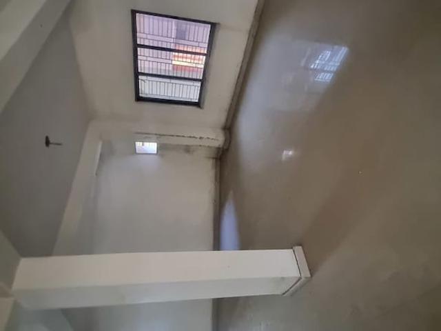 Commercial for rent in Calcutta, West Bengal