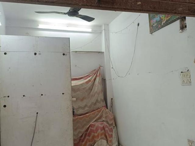 Commercial for sale in Deri