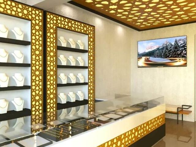 Commercial for rent in Deri