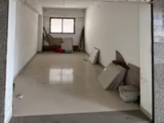 Commercial for rent in Surat, Gujarat