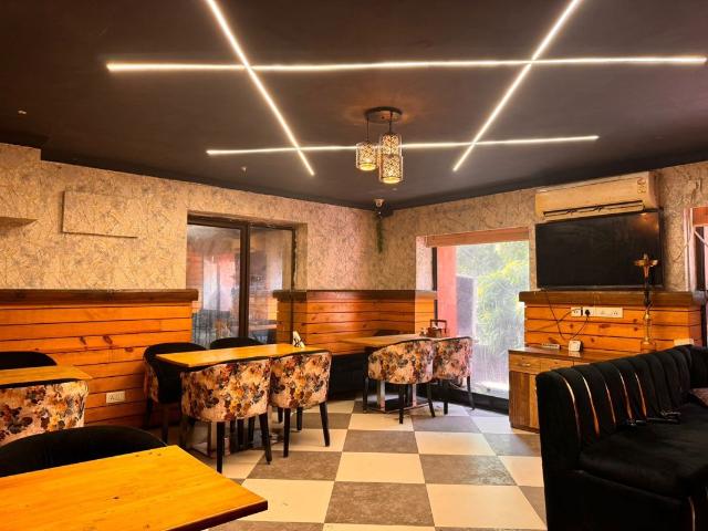 Commercial for rent in Calcutta, West Bengal