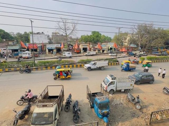 Commercial for rent in Varanasi, Arunachal Pradesh