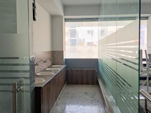 Commercial for rent in Bangalore North, Cox Town - Bangalore