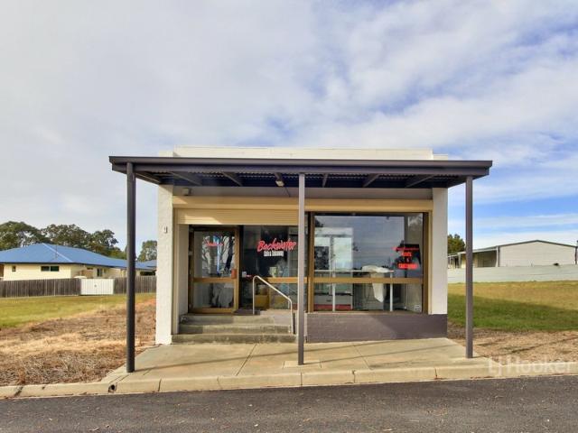 Retail for rent in Newlands Arm, Victoria