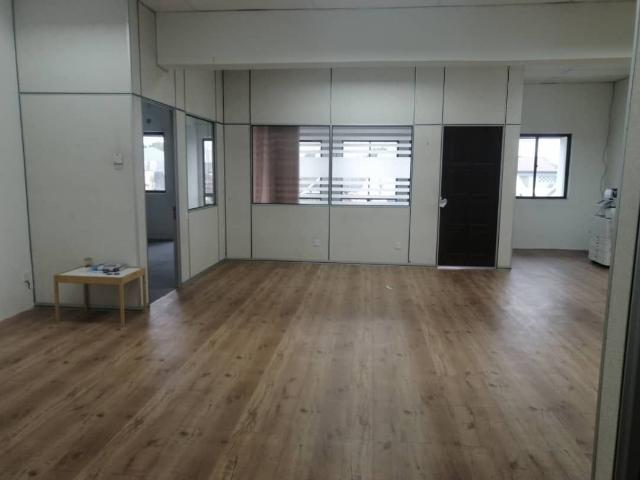 Shop for sale in Langat, Selangor