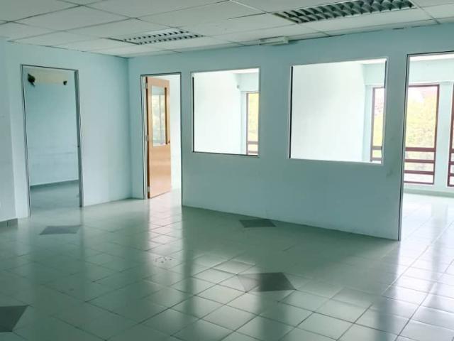 Shop for sale in Langat, Selangor