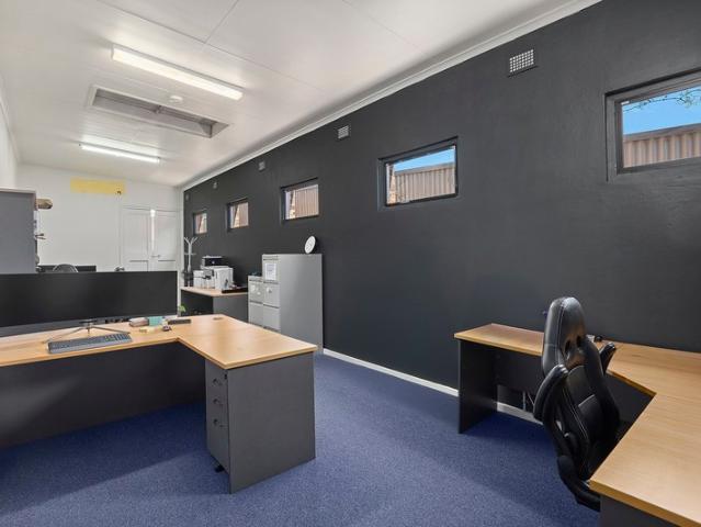 Office for sale in Macksville, New South Wales