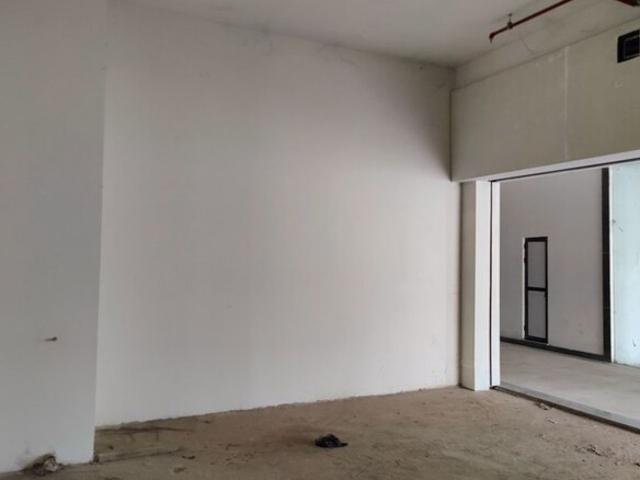 Commercial for rent in Calcutta, West Bengal