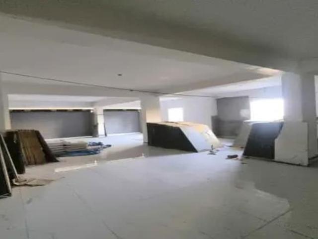 Commercial for sale in Calcutta, West Bengal