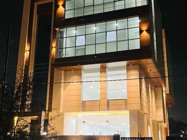 Commercial for rent in Lakhana, Arunachal Pradesh