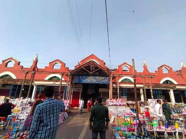 Commercial for sale in Calcutta, West Bengal