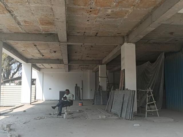 Commercial for rent in Hariana