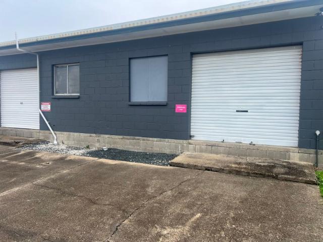 Warehouse for rent in Toombul, Queensland
