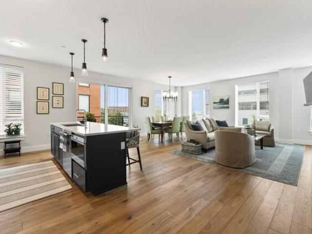 Condo for sale in Peaks Island, Maine
