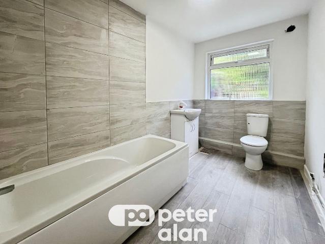 Apartment for rent in Ogmore Valley, Nant-y-moel