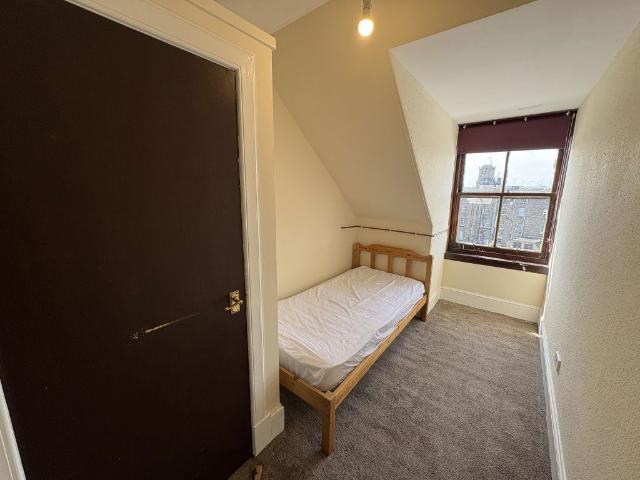 Room for rent in City Centre, Scotland