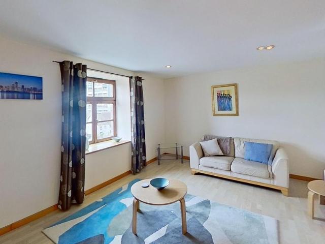 Apartment for rent in North Leith, Leith
