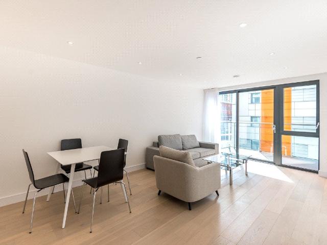 Studio for rent in Spitalfields, Whitechapel