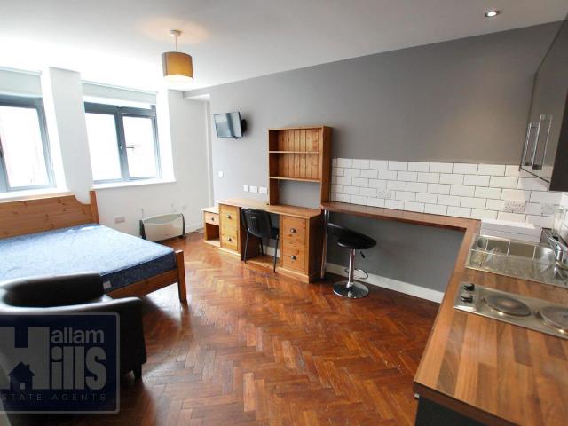 Studio for rent in City Centre, South Yorkshire