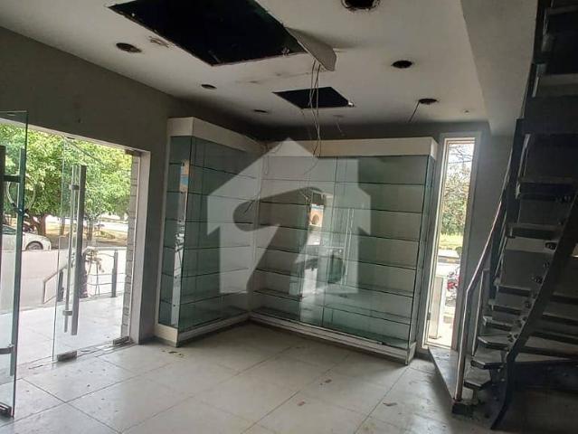 Building for rent in Islamabad