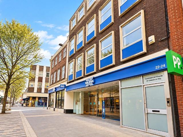 Apartment for rent in Horsell, Woking