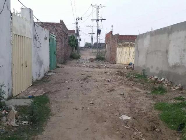 Commercial for sale in Yateem Khana, لاہور