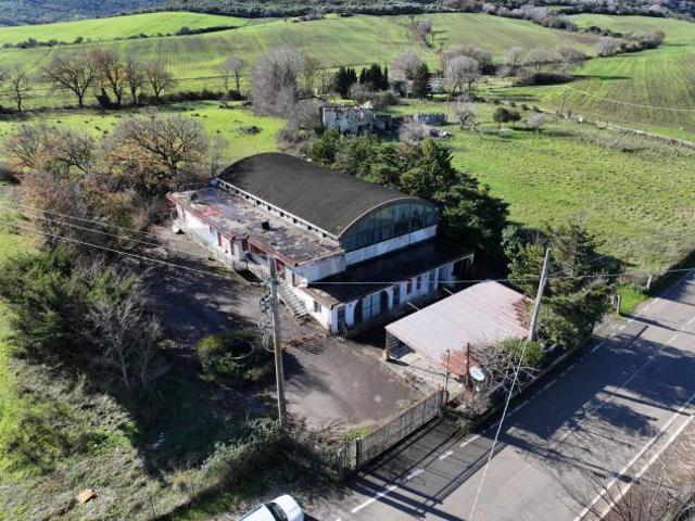 Locale Commerciale in vendita a Agropoli, Campania