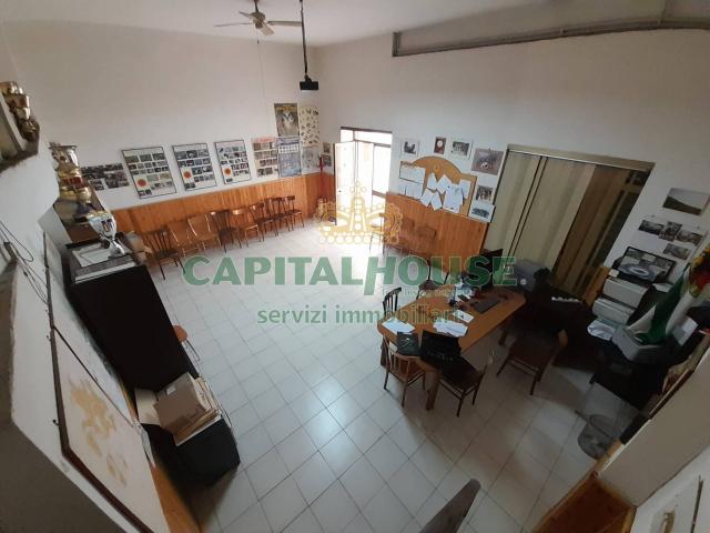 Locale Commerciale in affitto a Aldifreda, Caserta