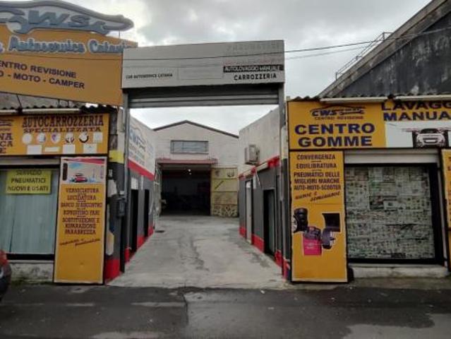 Capannone in affitto a Catania, Sicilia