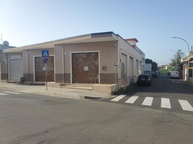 Capannone in vendita a San Sperate, Sardigna/Sardegna