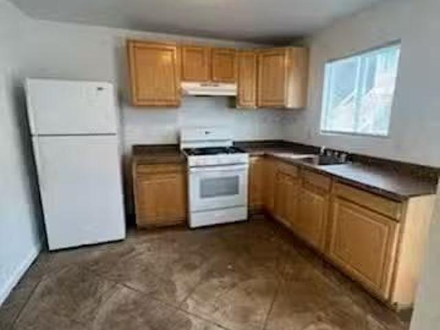 Condo for sale in Concord Condo for sale in Concord