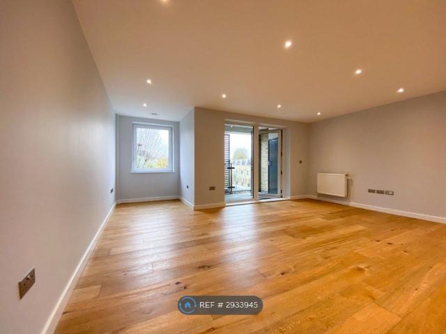 Apartment for rent in East Greenwich, Greater London