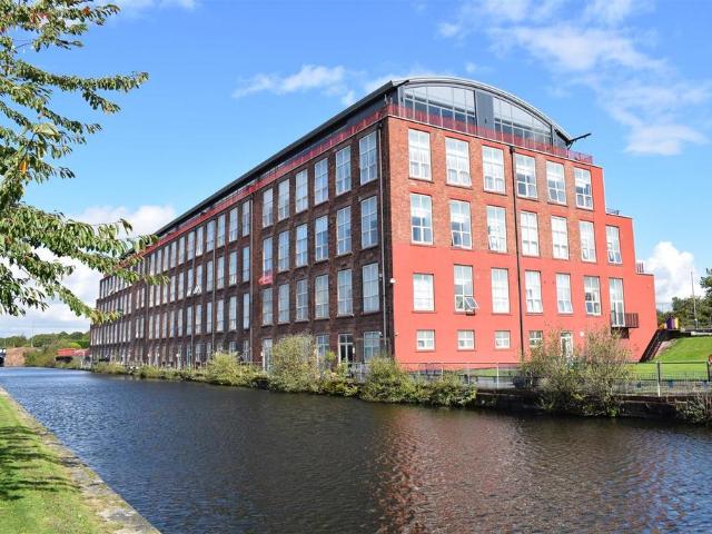 Apartment for rent in Calderstones