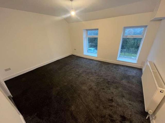 Apartment for rent in Blaenllechau, Ferndale