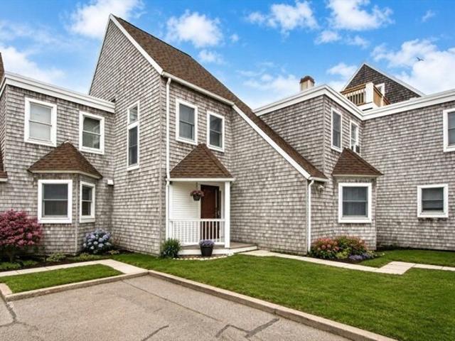 Condo for sale in Hull, Massachusetts